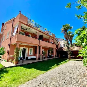 Tajana Apartment Novigrad Istria